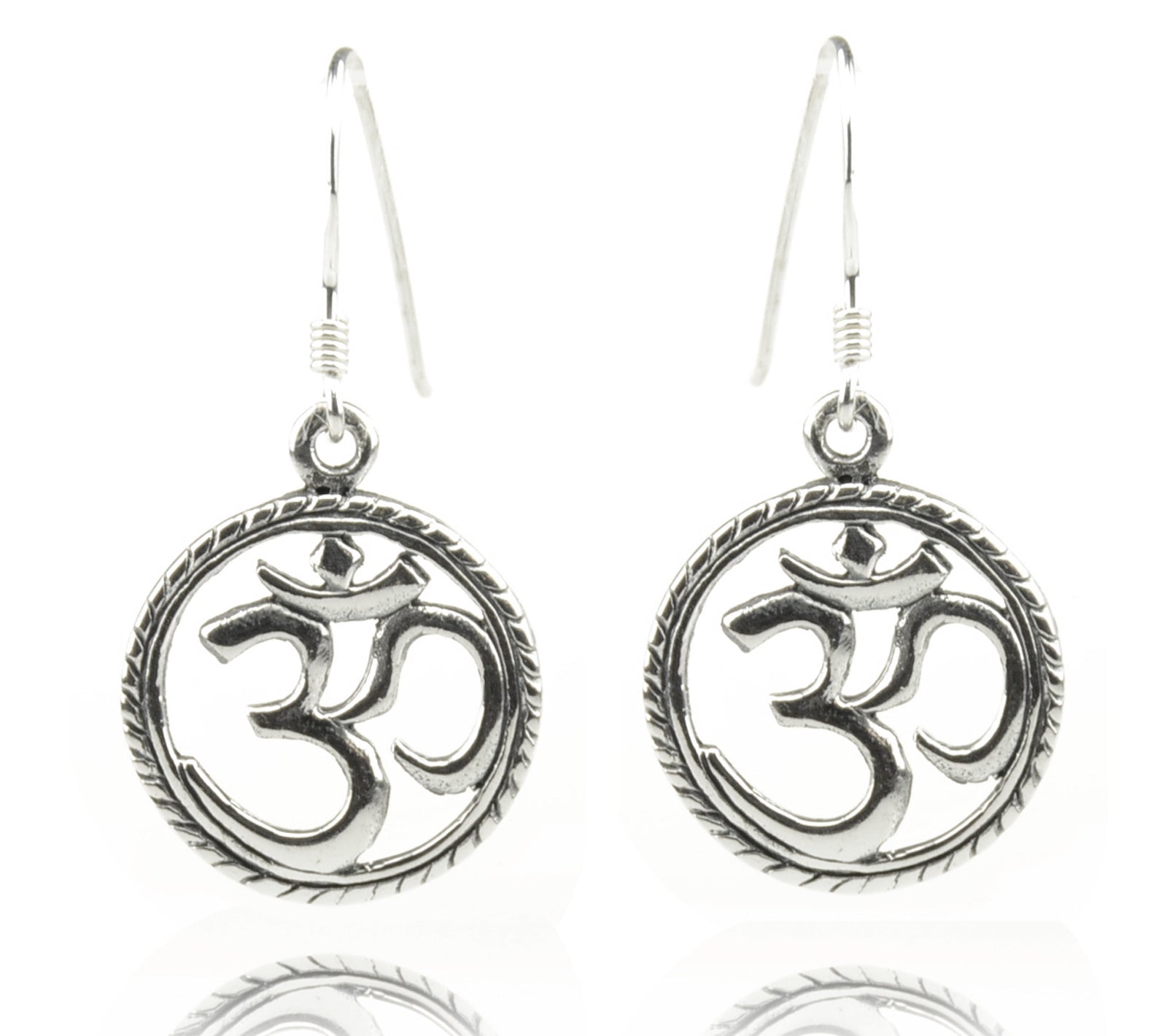 Om-Symbol Ohrringe Silber