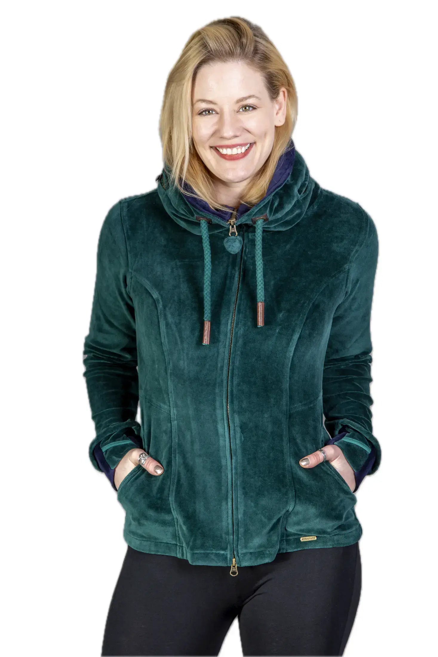 Chapati Samt-Jacke Jessy – Bio-Baumwolle, tailliert & wandelbare Kapuze