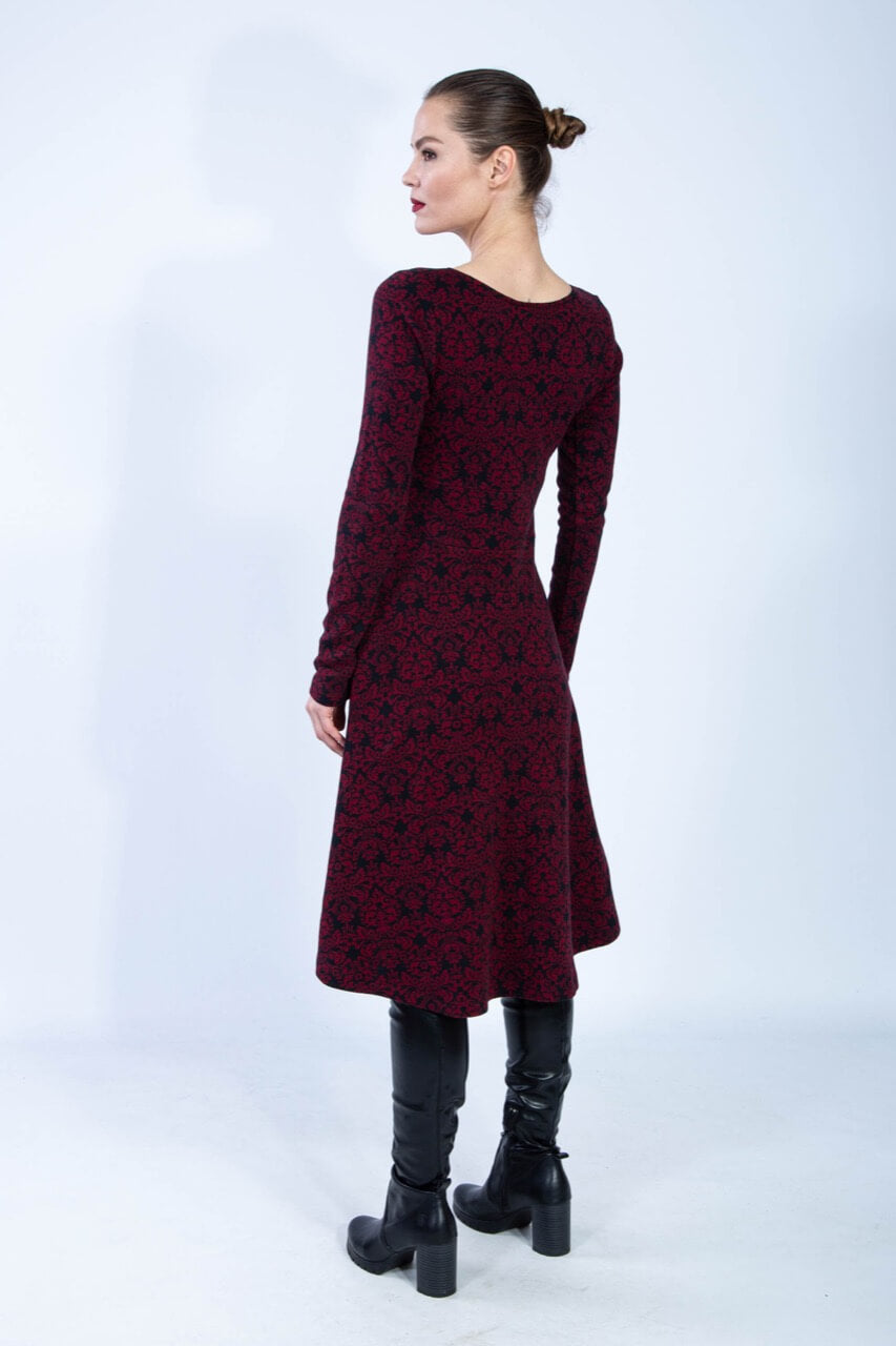 Chapati Langärmliges Herbstkleid aus Bio Jacquard Nachhaltige Designer Mode
