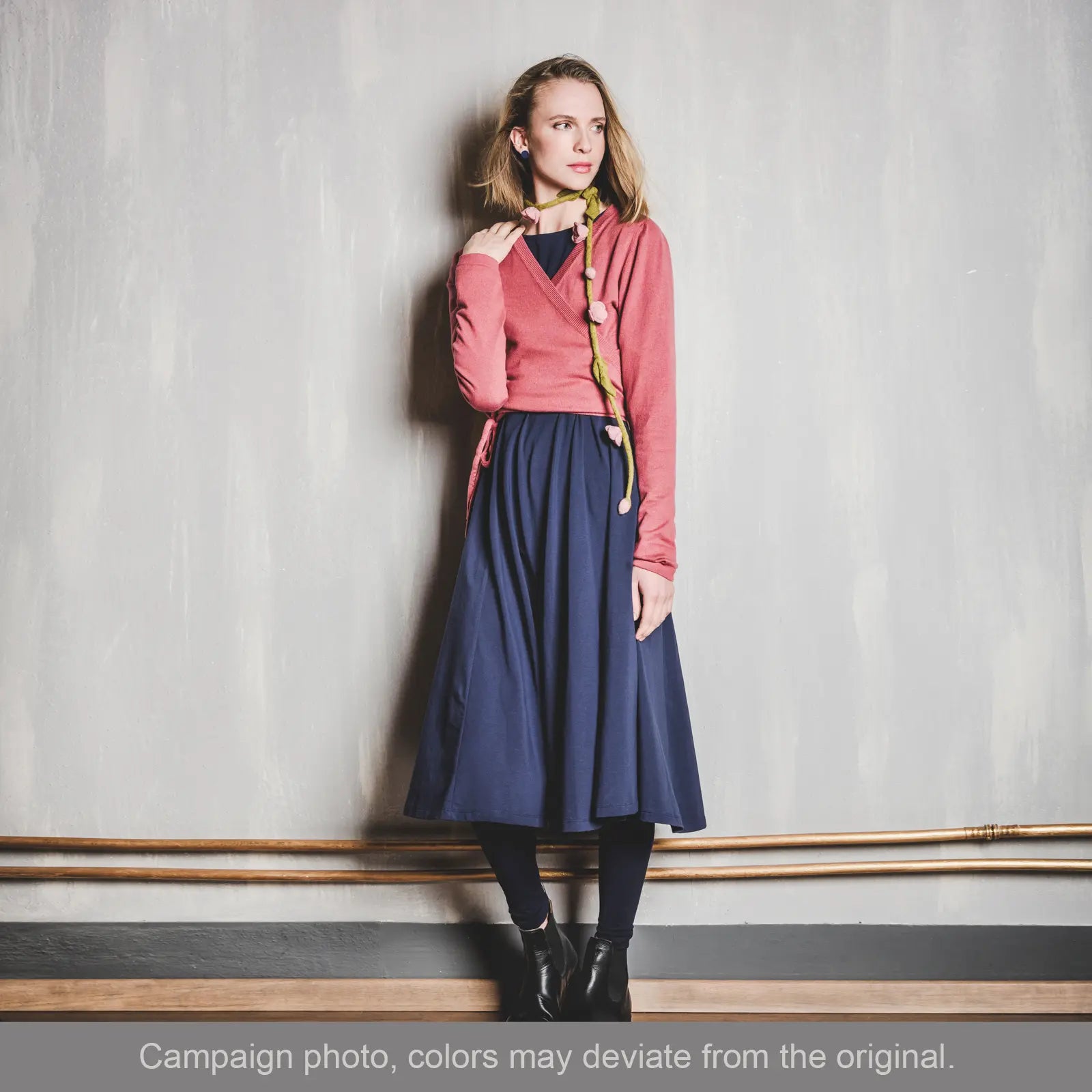 Moshiki lässiges Basic Longsleeve Kleid