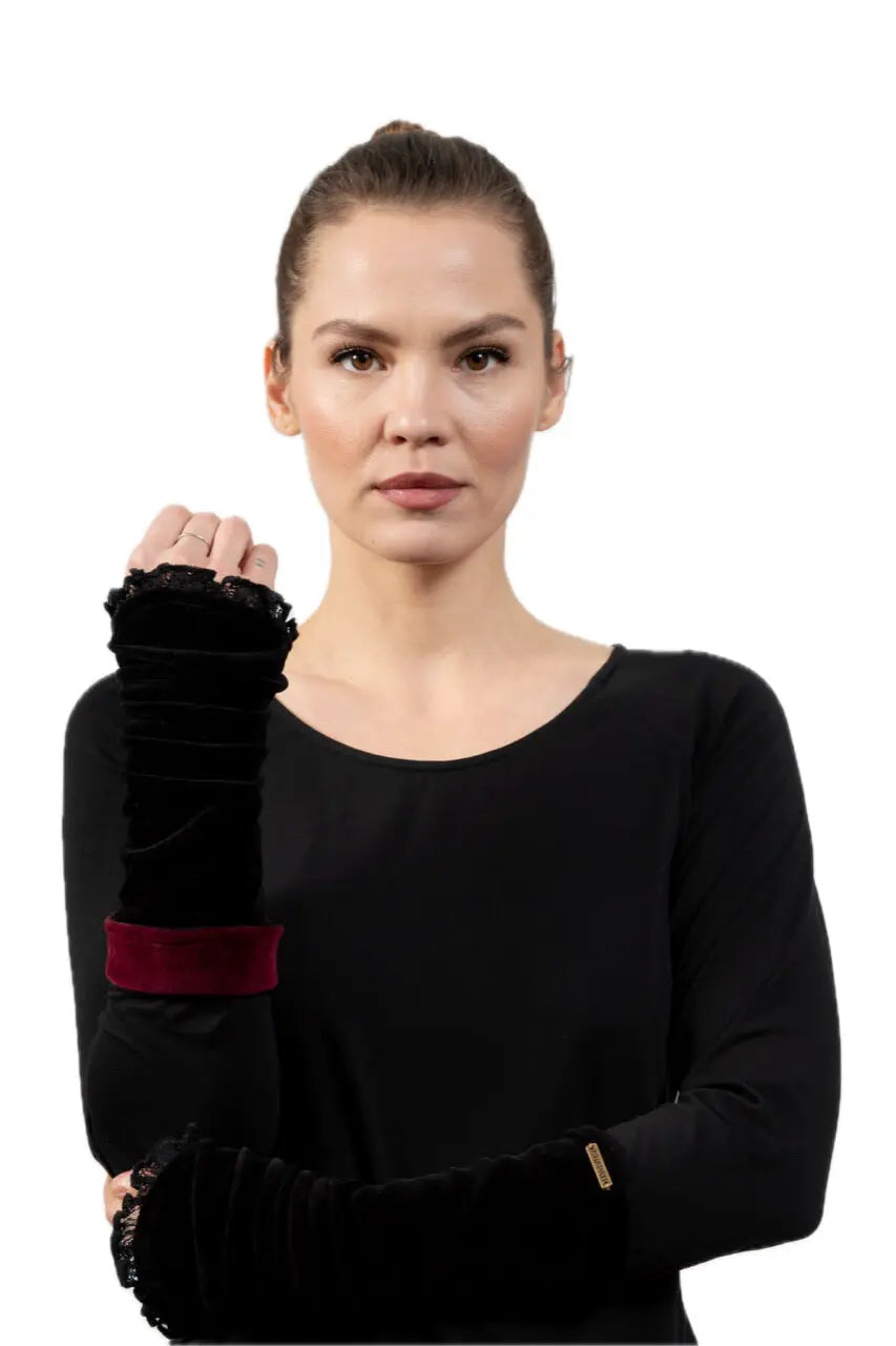 Chapati Stulpen aus Samt & Spitze Pulswärmer elegante Accessoires