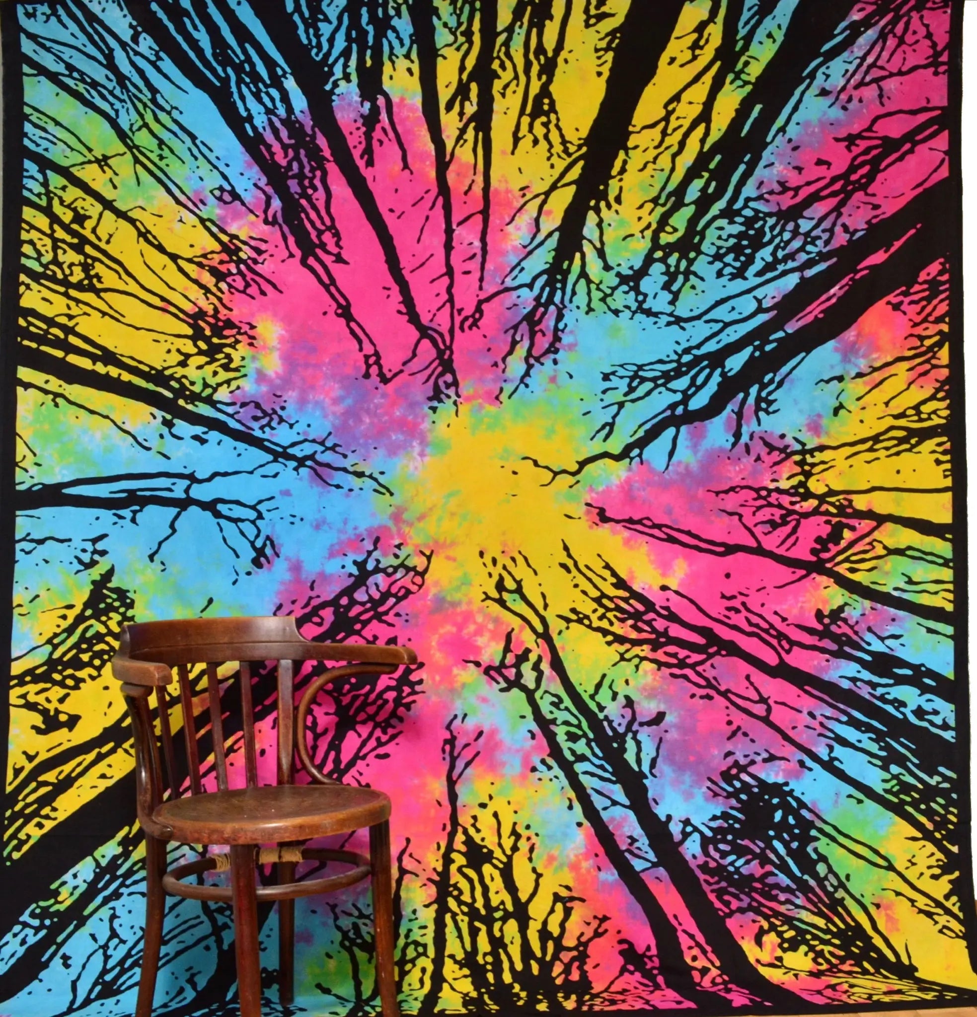 Psychedelic Wood Wandtuch Mystisches Waldmotiv Regenbogen-Hintergrund