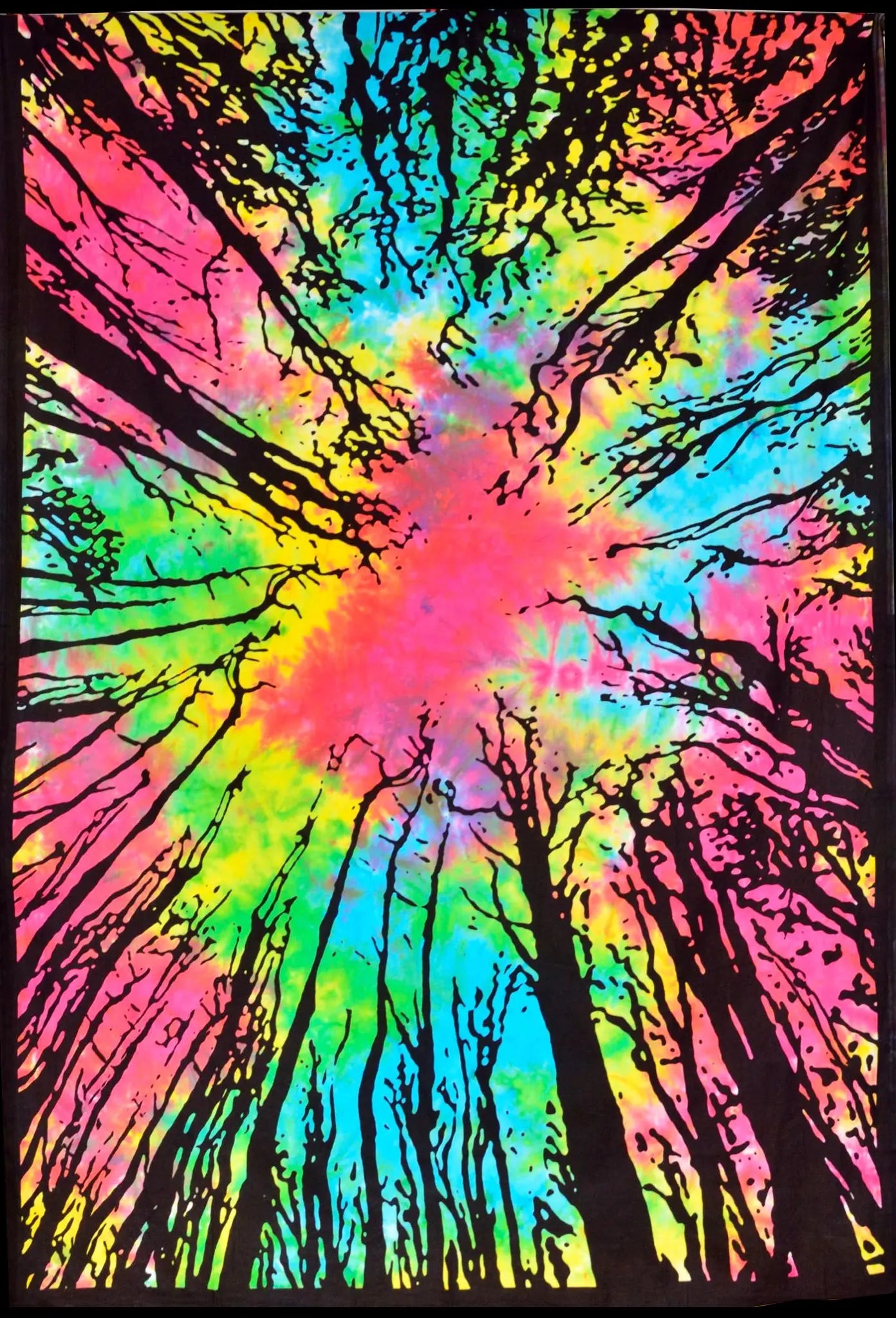 Psychedelic Wood Wandtuch Mystisches Waldmotiv Regenbogen-Hintergrund