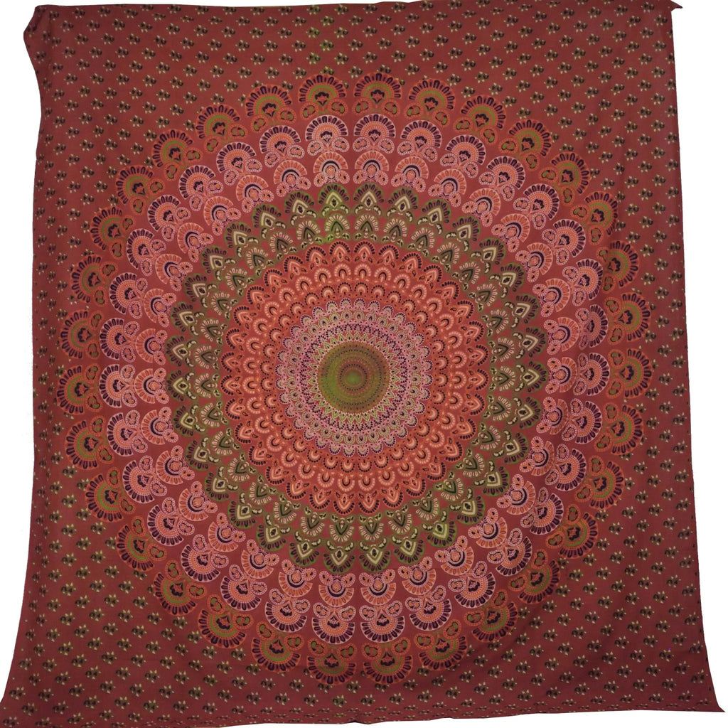 Pfauenrad Mandala Wandtuch – Boho Deko & Kunstvolle Tagesdecke