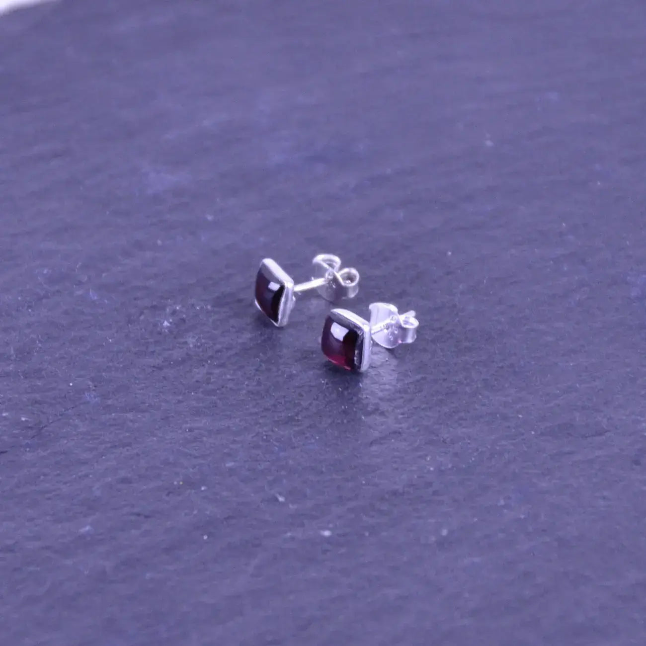 Granat eckiger Ohrstecker Silber SCHMUCK