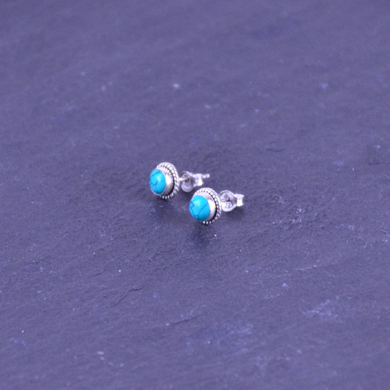 Türkis Silber Ohrstecker, rund - Talisman Silberschmuck